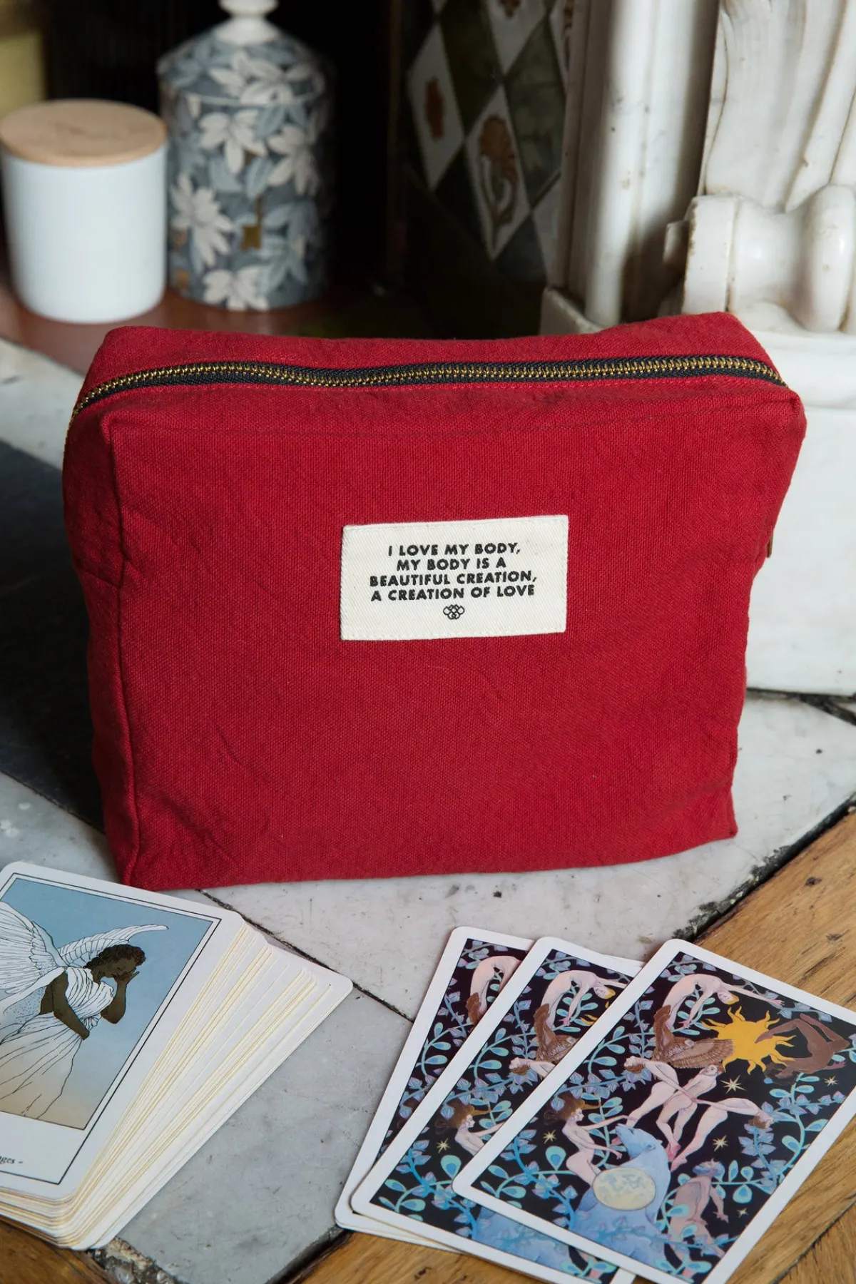 New Rivedroite Paris LapochetteencollaborationavecLiliBarbery CotonrecycléRougeVibrant